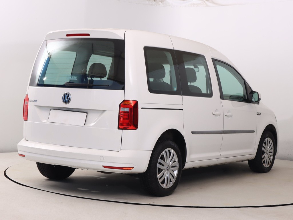 VW Caddy Trendline 2.0 TDI Tempomat, Vyhř. sedaček