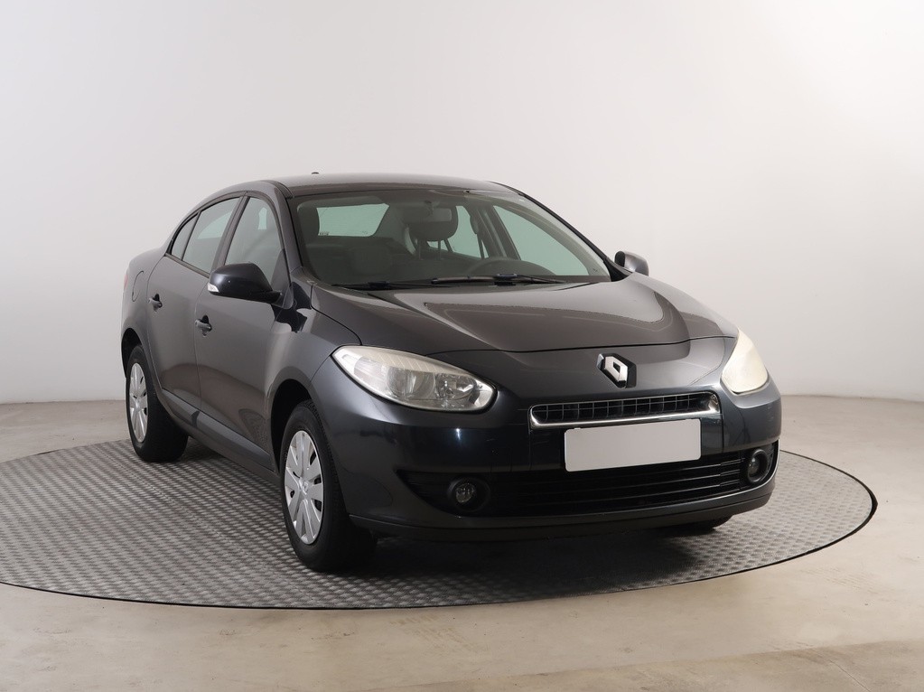 Renault Fluence 1.6 16V po STK, Závesné zariadenie