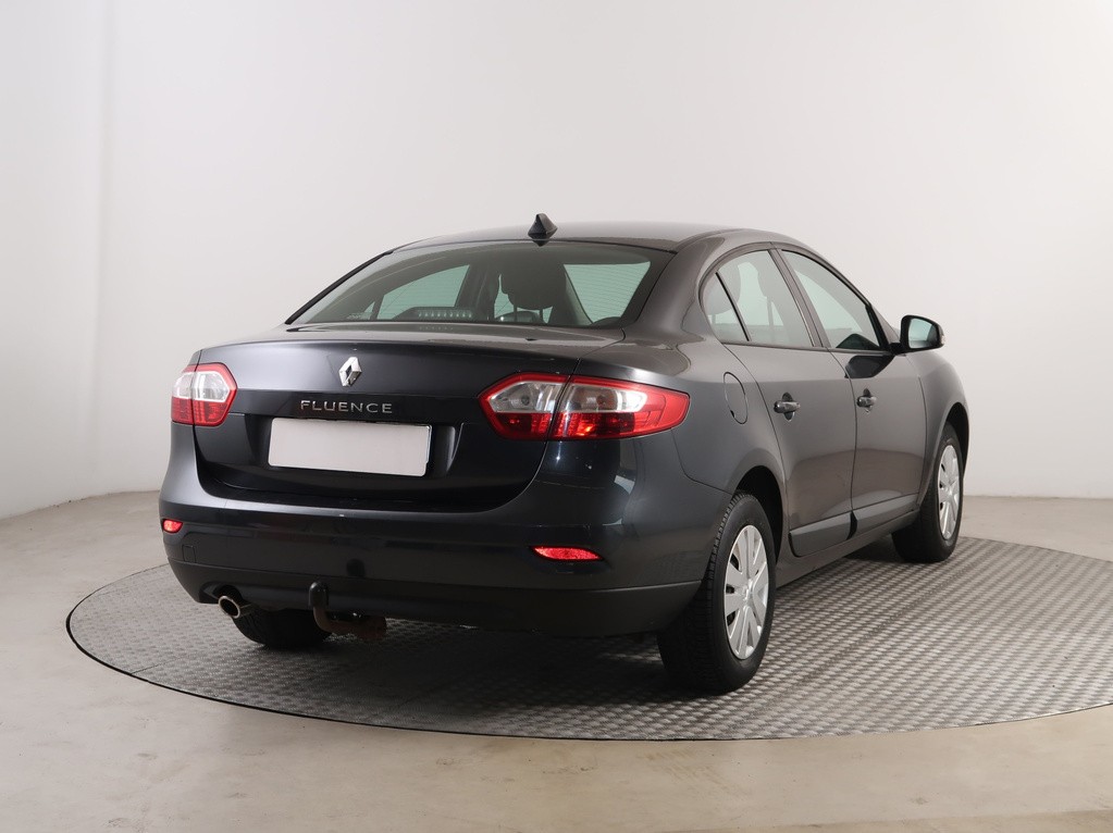 Renault Fluence 1.6 16V po STK, Závesné zariadenie