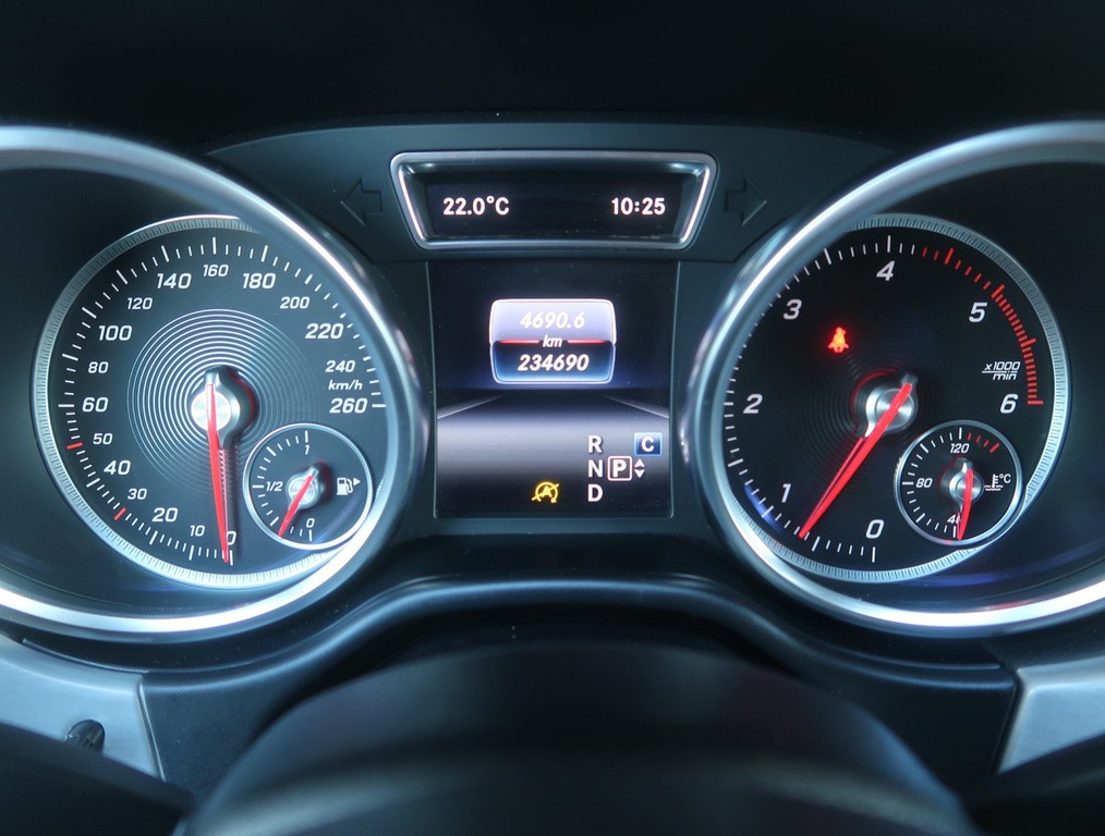 Mercedes GLE GLE 350 d ako nové kupované v SR, 4x4, SUV