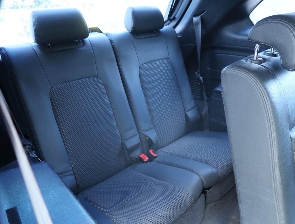 Chevrolet Captiva Comfort 2.0 D 7 Miest