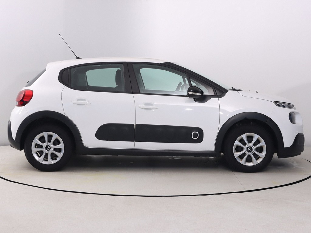 Citroen C3 1.2 PureTech Navigácia, Tempomat, Park. senzory