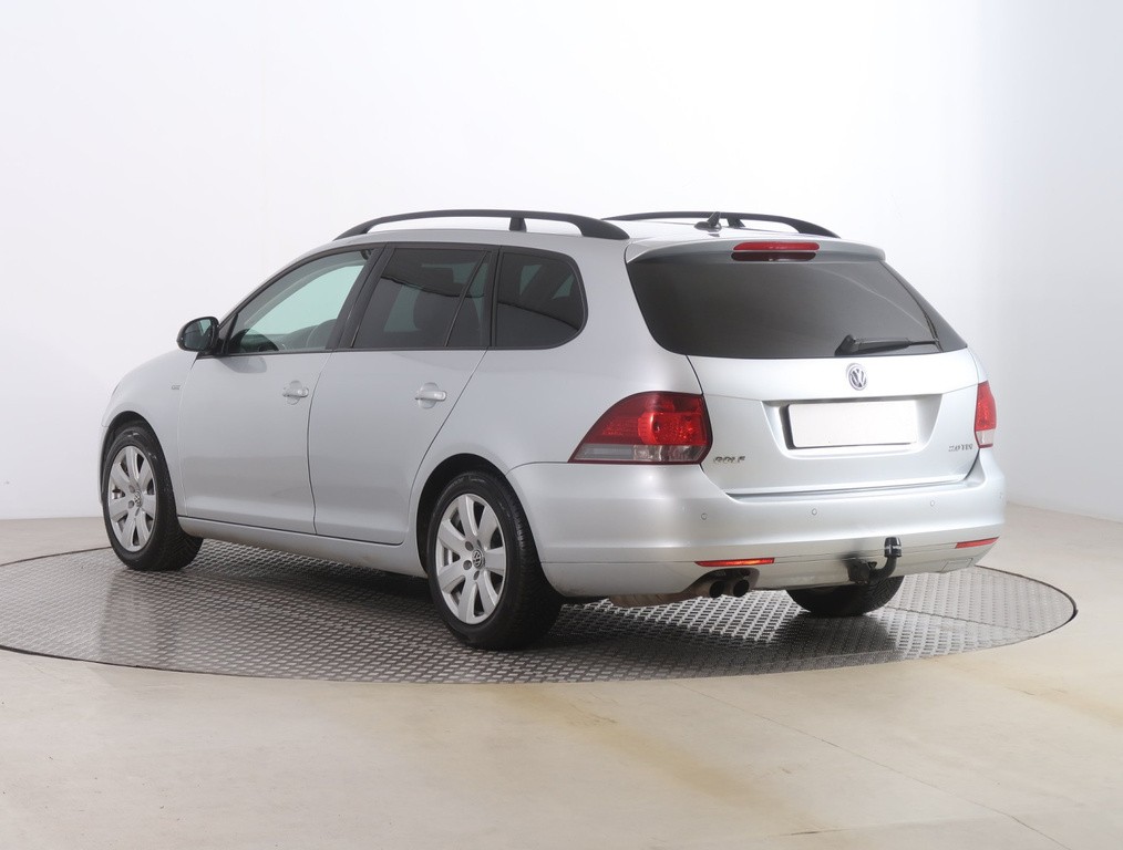 VW Golf 2.0 TDI Automat, Park. senzory, Vyhř. sedaček