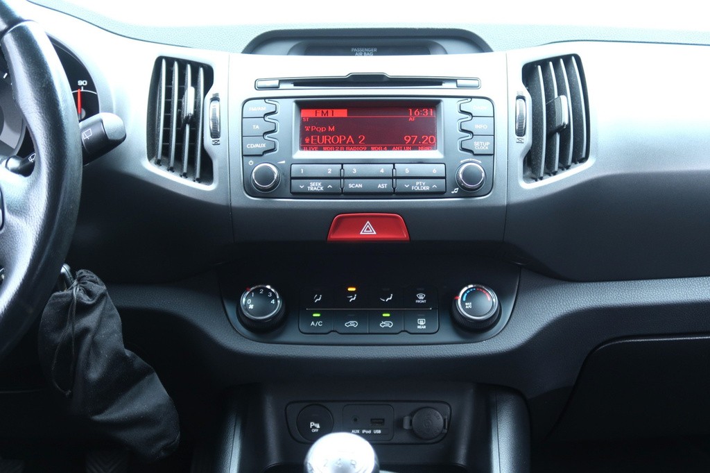 Kia Sportage 2.0 CVVT Serv.kniha