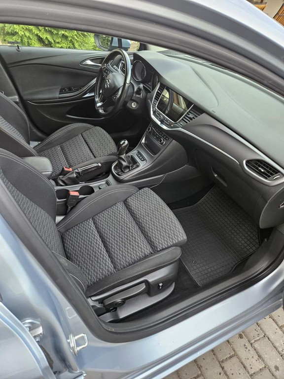 Opel Astra ST 1.6 CDTI 110k Dynamic