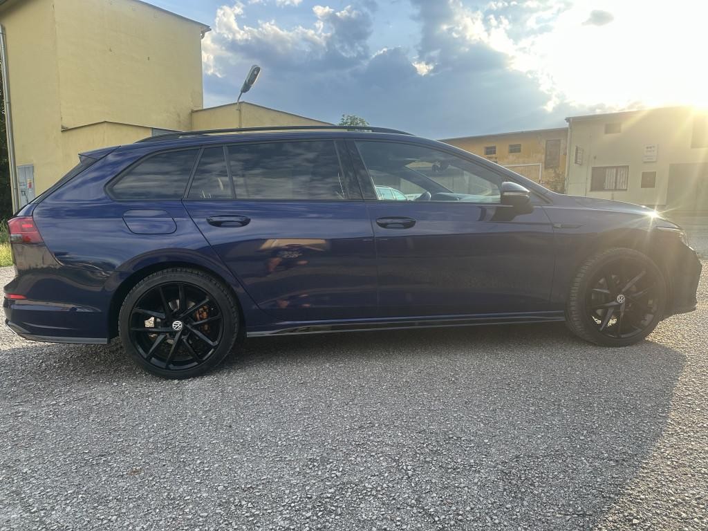 Volkswagen Golf Variant 1.5 eTSI ACT 150k R-Line DSG