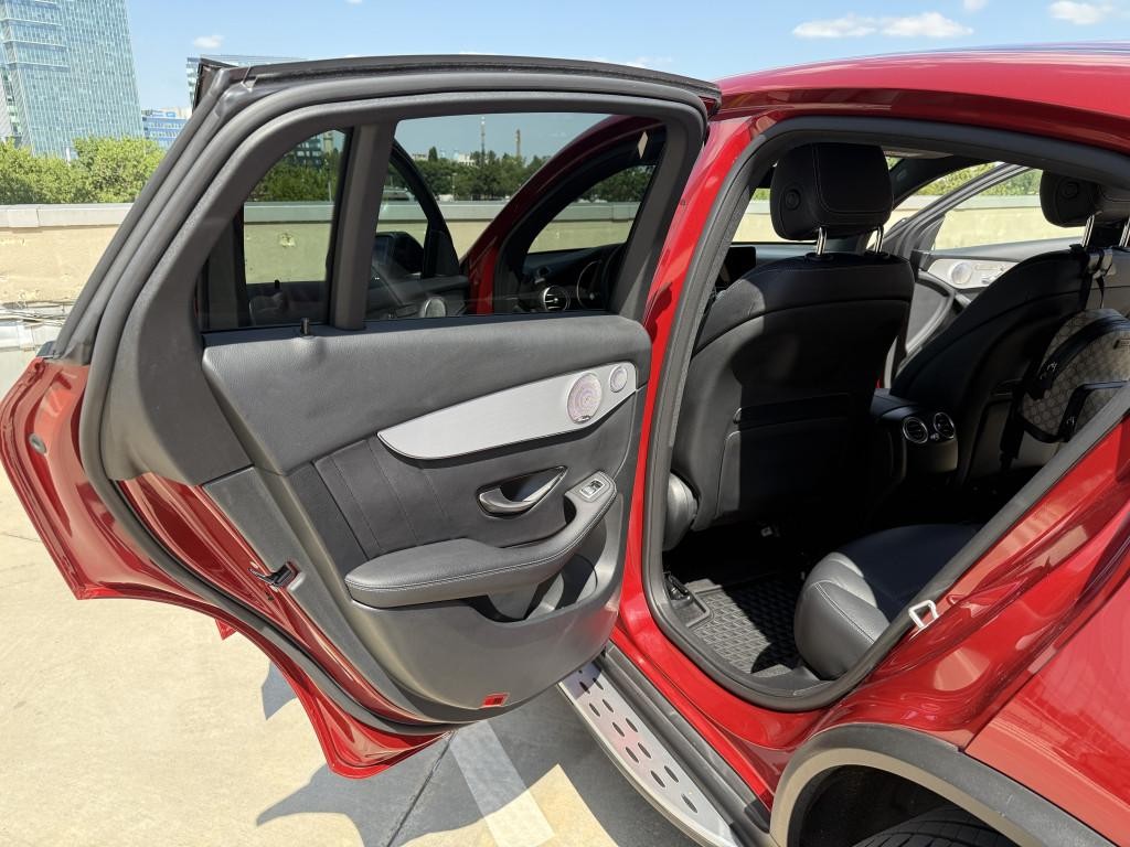 Mercedes GLC SUV Coupé 333 koní
