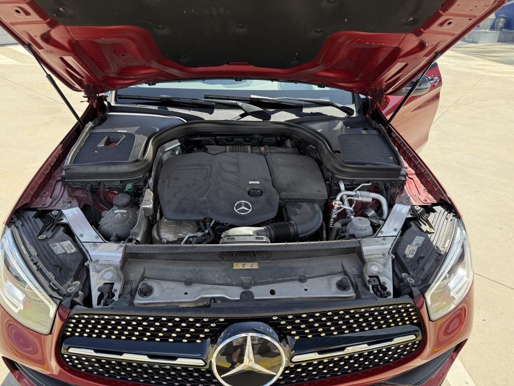 Mercedes GLC SUV Coupé 333 koní