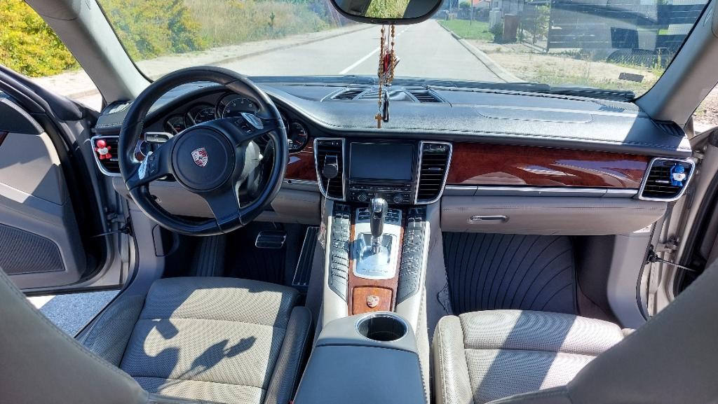 Porsche Panamera Porsche Panamera 4 V6 3.6 PDK. 220kW/300koní