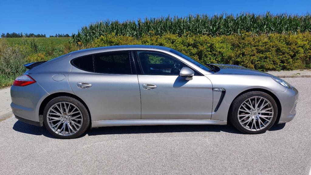 Porsche Panamera Porsche Panamera 4 V6 3.6 PDK. 220kW/300koní