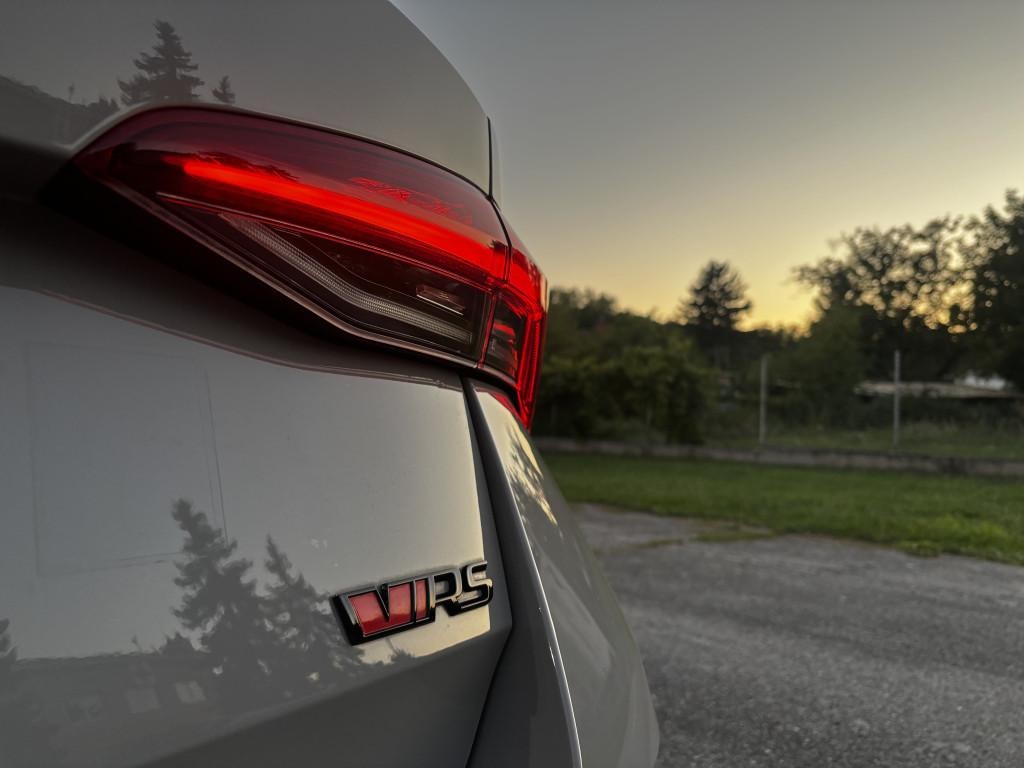 Škoda Octavia Combi 2.0 TDI RS DSG