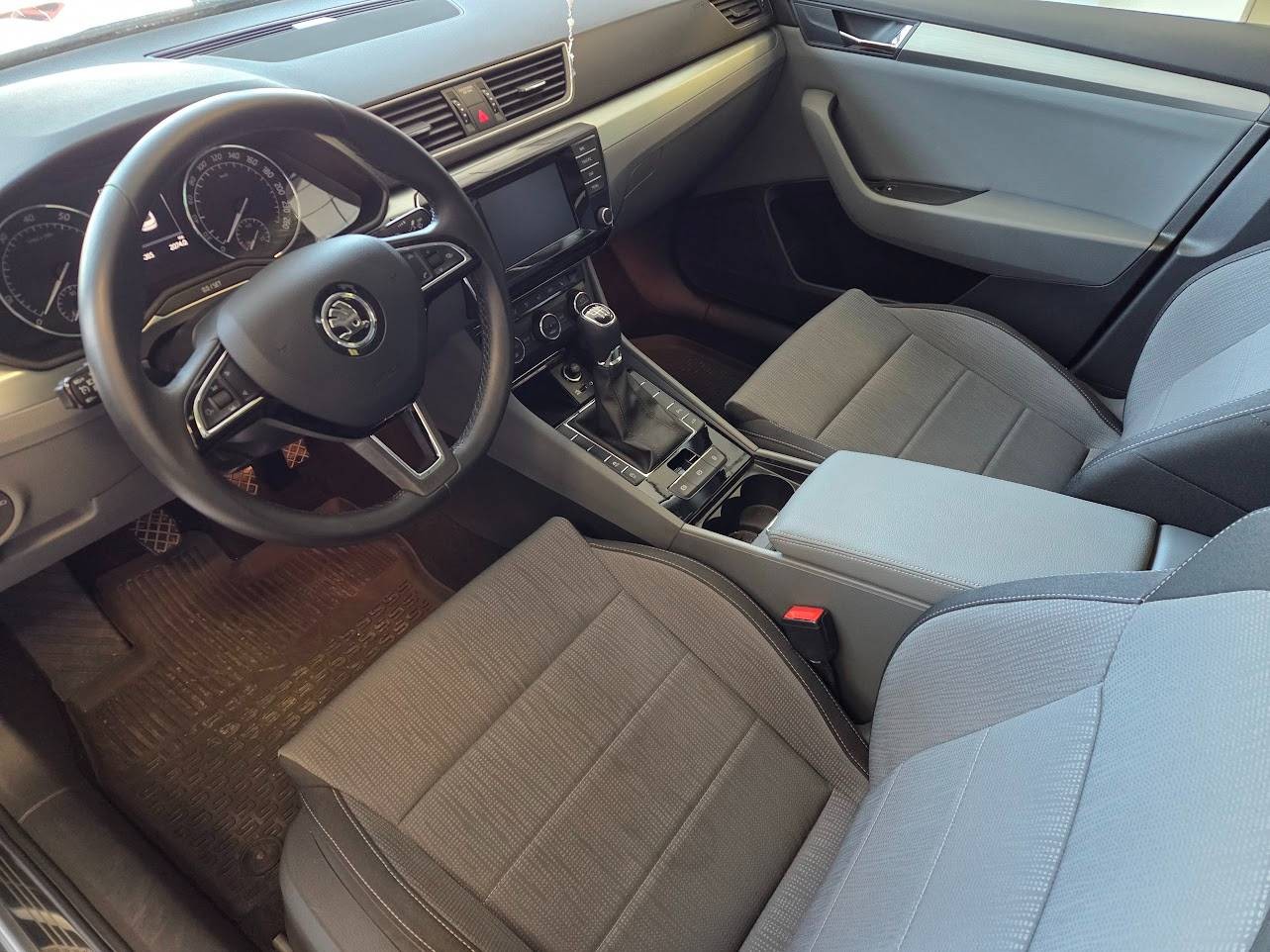 Škoda Superb 1.4 TSI Ambition
