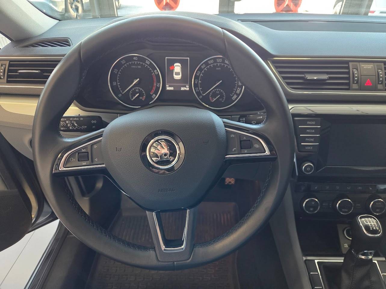 Škoda Superb 1.4 TSI Ambition