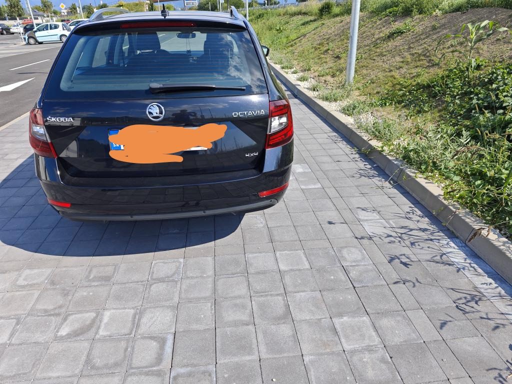 Škoda Octavia Combi 2.0 TDI Style DSG 4x4