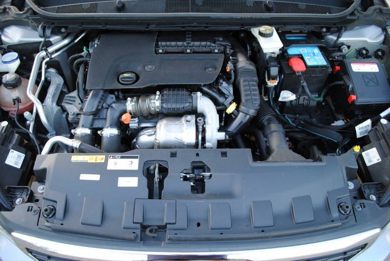 Peugeot 308 1.6 BlueHDi S&S VIP EAT6