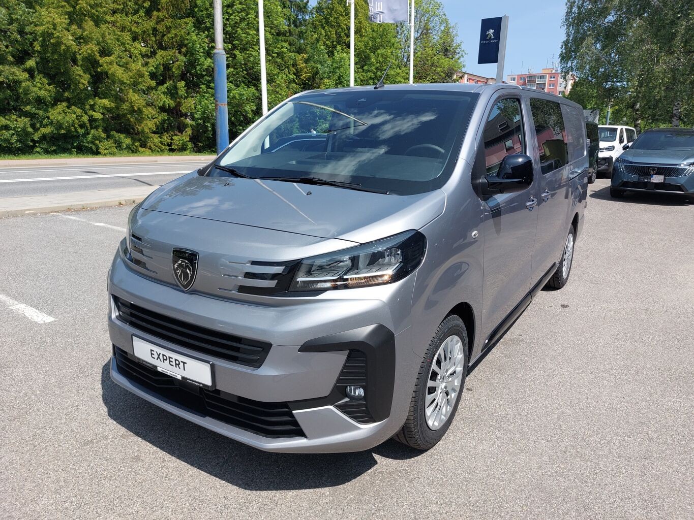 Peugeot Expert Expert Polocombi Premium L3 BlueHDi 145 BVM6 6MIEST SKLADOM