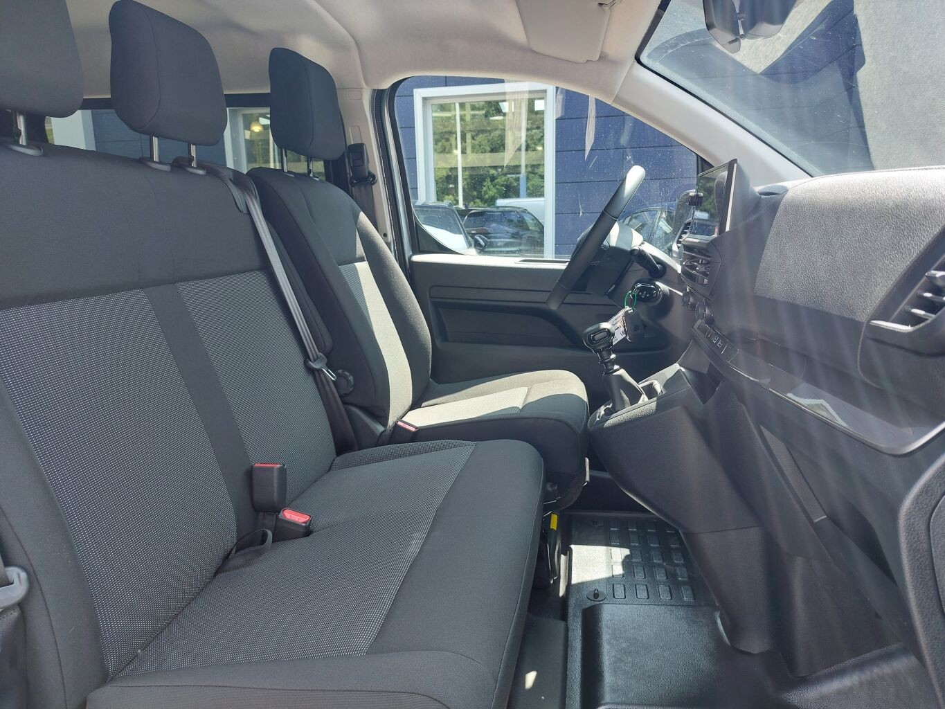 Peugeot Expert Expert Polocombi Premium L3 BlueHDi 145 BVM6 6MIEST SKLADOM