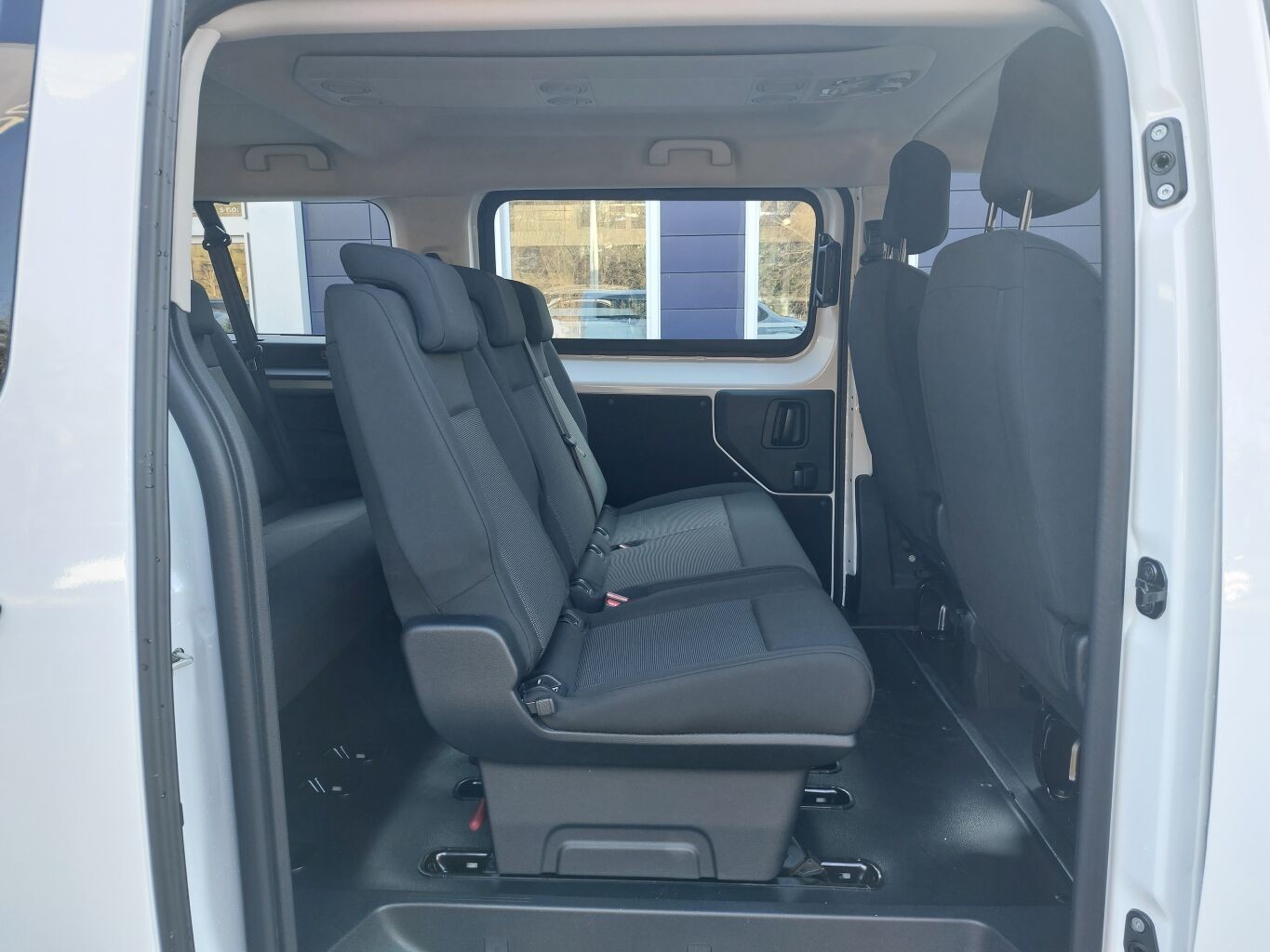 Peugeot Expert Expert Combi L3 8MIEST BlueHDi 180 S&S EAT8
