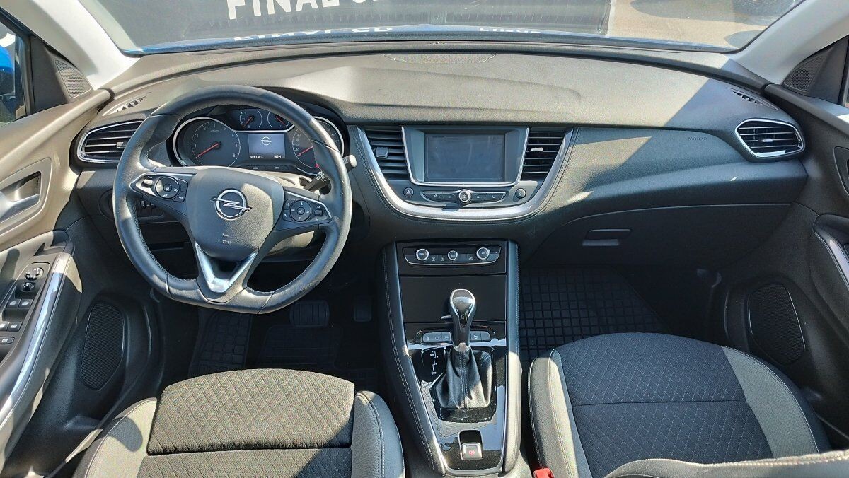 Opel Grandland X 1,2 Turbo 8.st automat