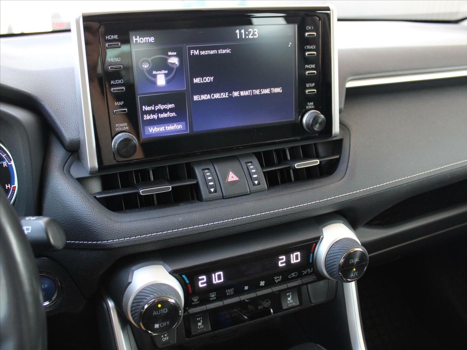 Toyota RAV4 2, 5 Hybrid e-CVT AWD Comfort AV 163kW