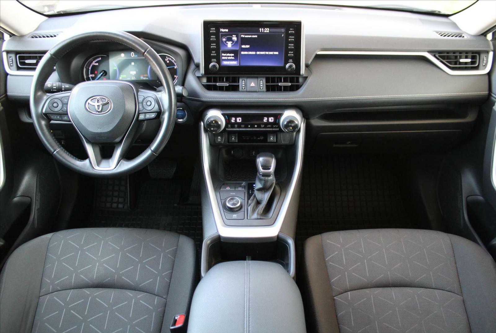 Toyota RAV4 2, 5 Hybrid e-CVT AWD Comfort AV 163kW