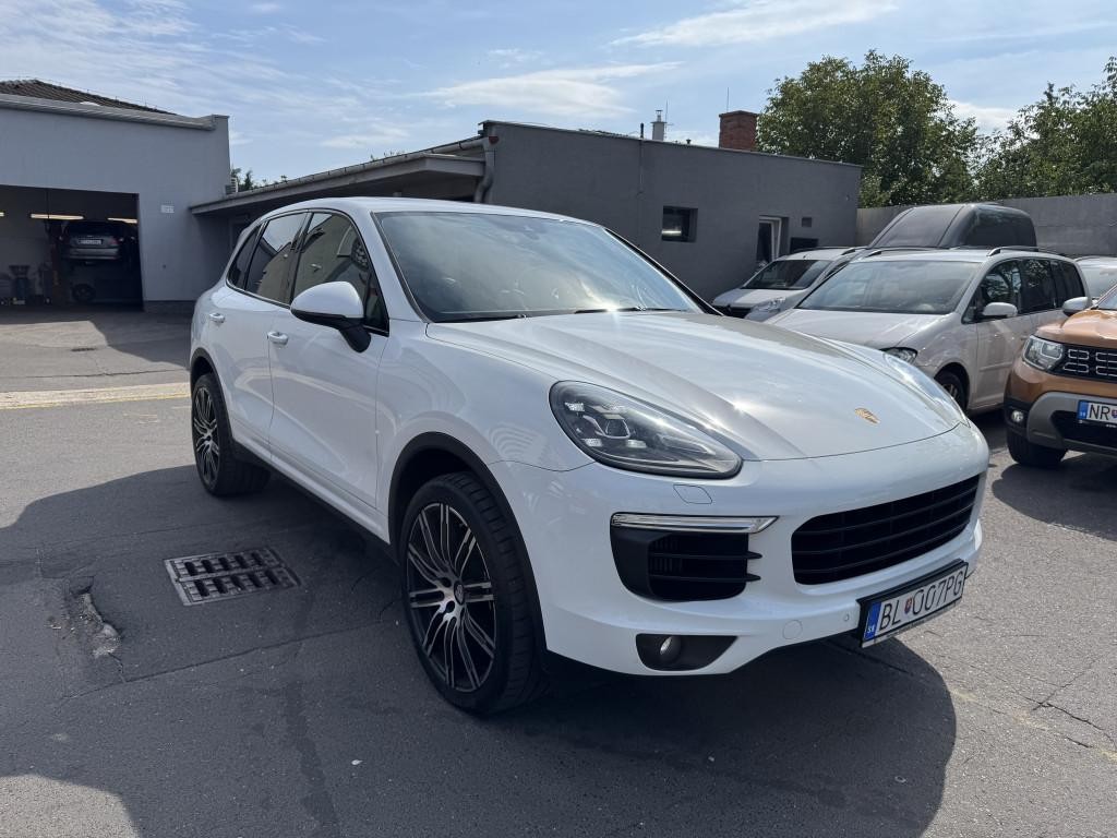 Porsche Cayenne 3.0 TD V6