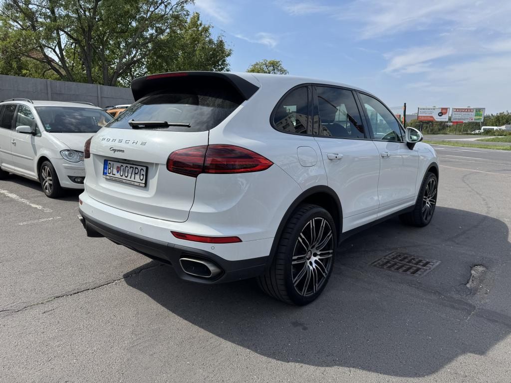 Porsche Cayenne 3.0 TD V6