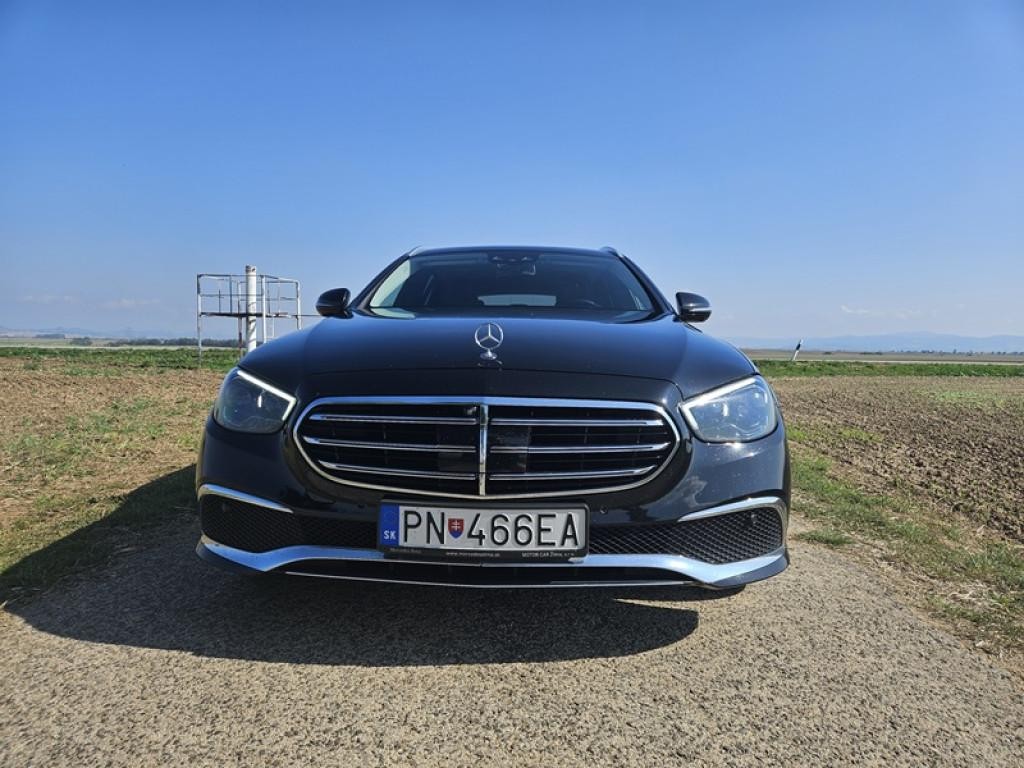 Mercedes E trieda 220 d 4MATIC A/T