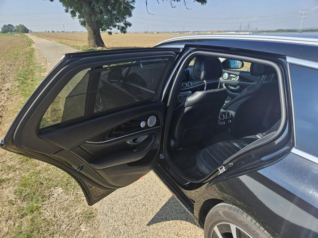 Mercedes E trieda 220 d 4MATIC A/T