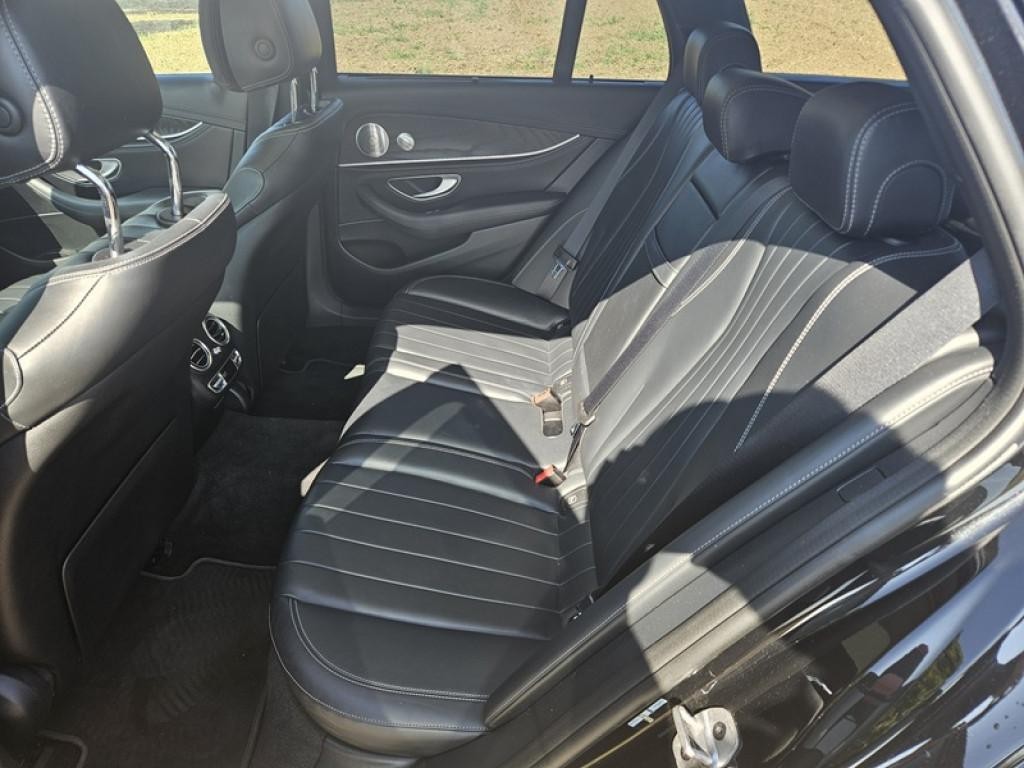 Mercedes E trieda 220 d 4MATIC A/T