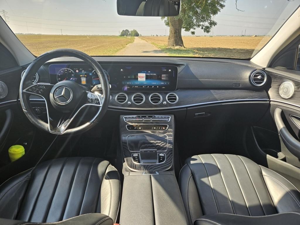 Mercedes E trieda 220 d 4MATIC A/T