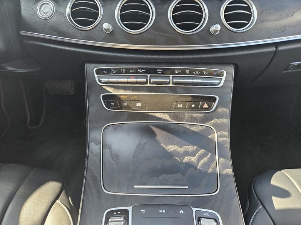 Mercedes E trieda 220 d 4MATIC A/T