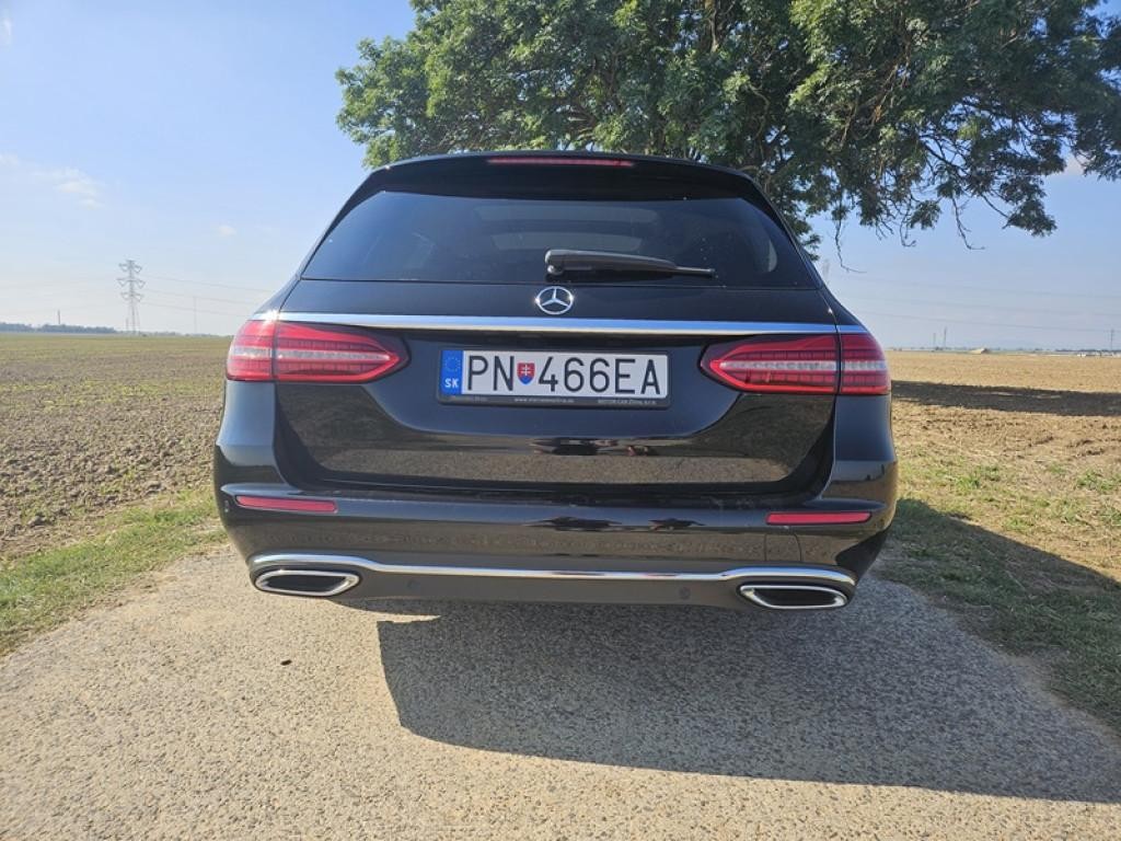 Mercedes E trieda 220 d 4MATIC A/T