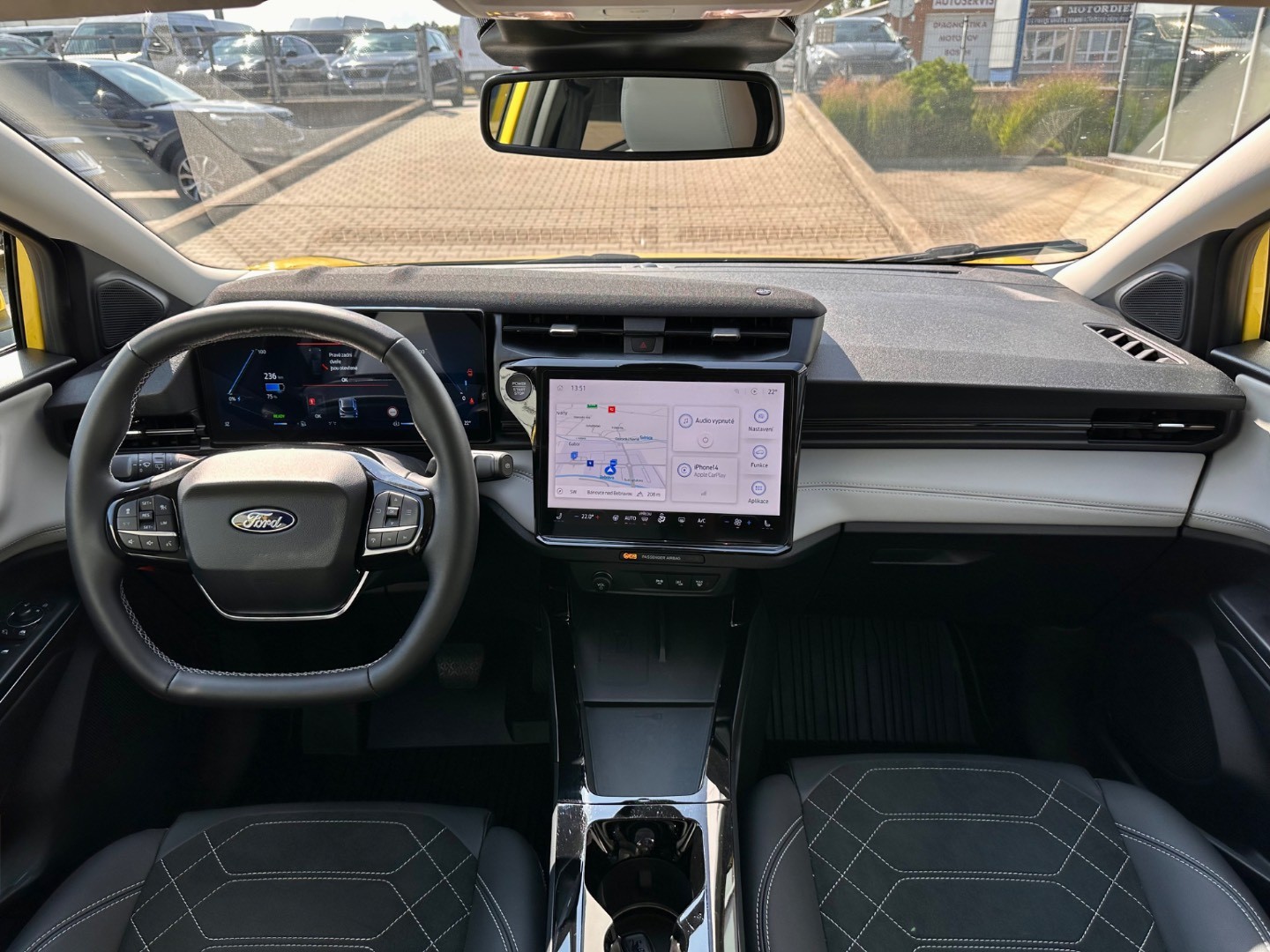 Ford Puma Gen E EV Premium (44 kWh) 168k (124kW)