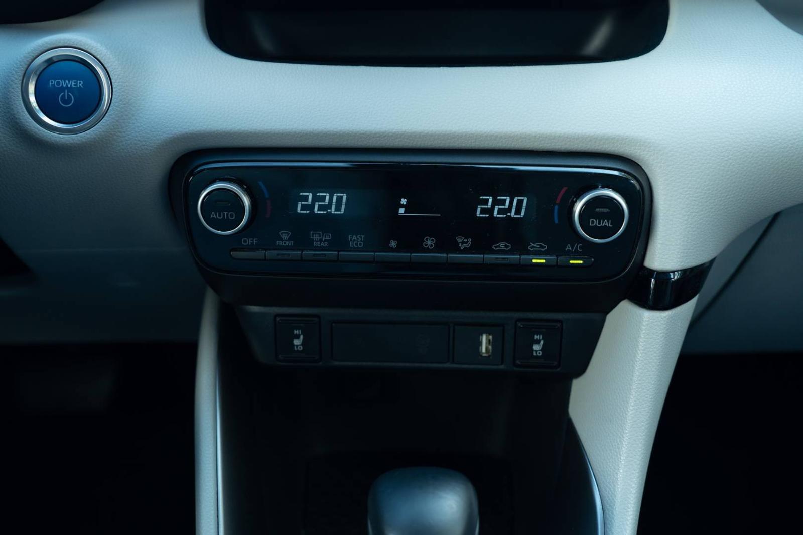 Toyota Yaris 1.5 Hybrid e-CVT Executive