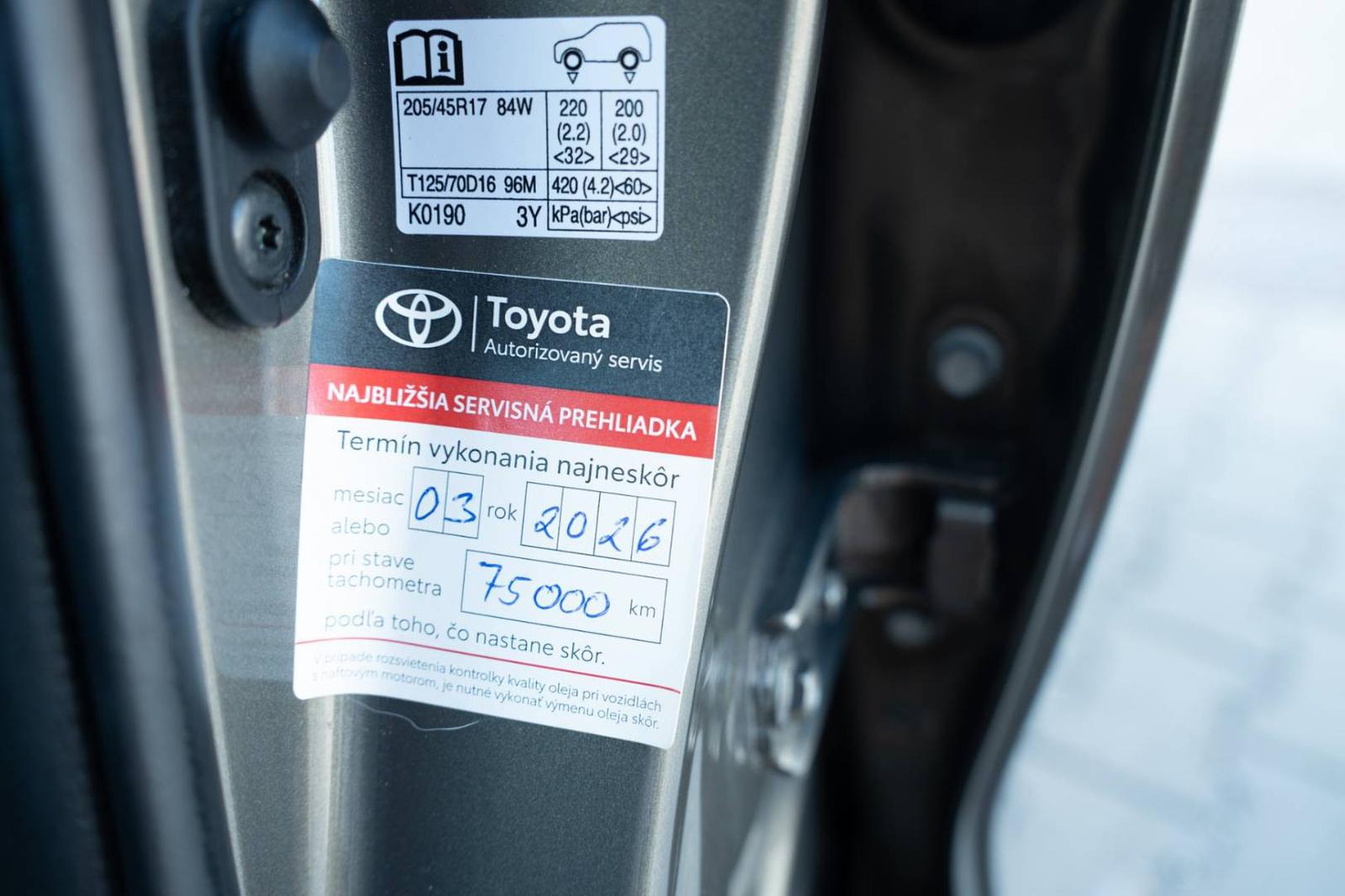 Toyota Yaris 1.5 Hybrid e-CVT Executive