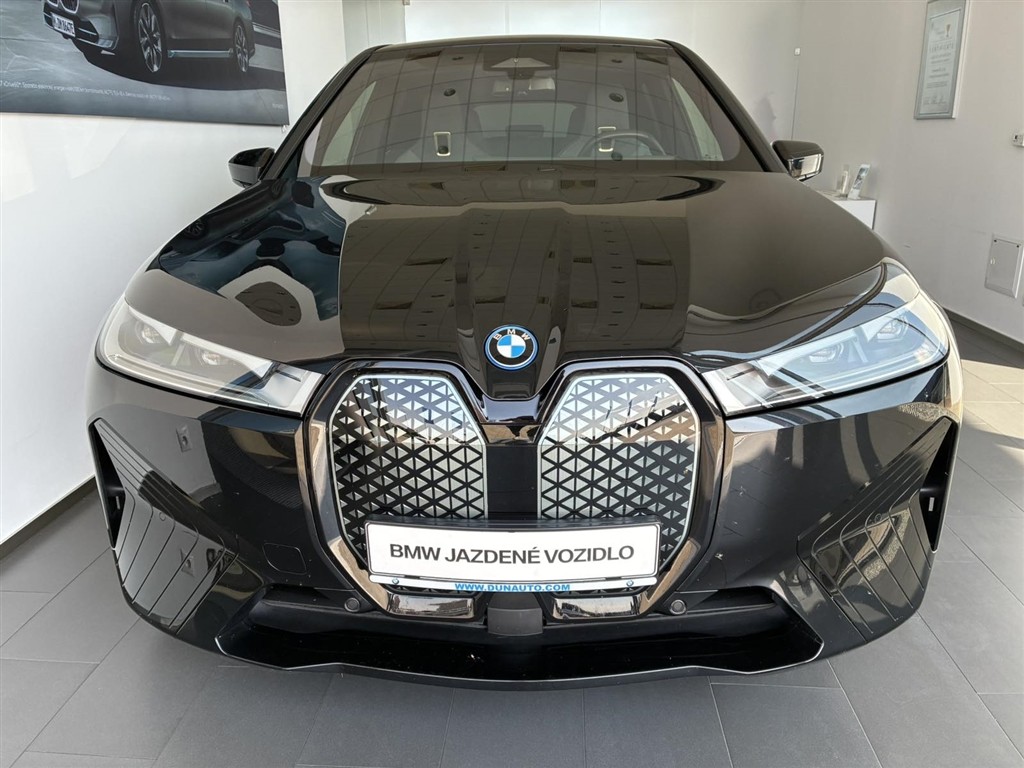 BMW iX xDrive40