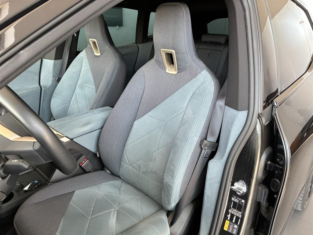 BMW iX xDrive40
