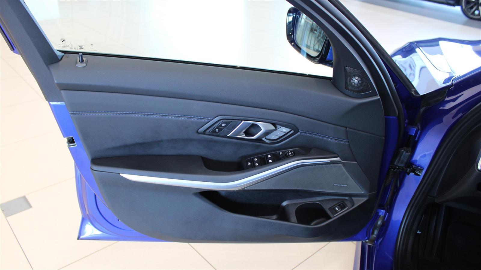 BMW 320d xDrive Touring