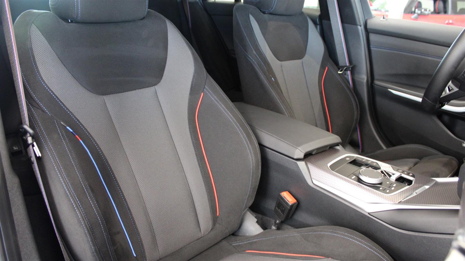 BMW 320d xDrive Touring