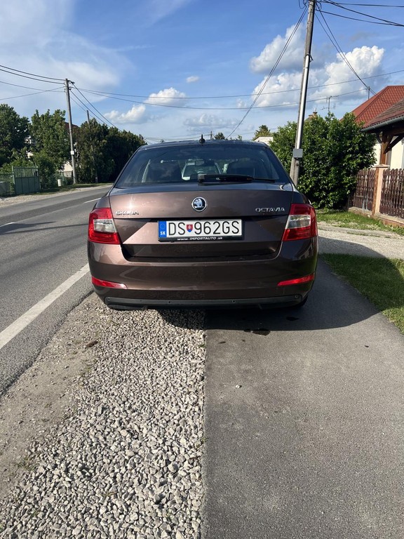 Škoda Octavia 1.6 TDI Active DSG