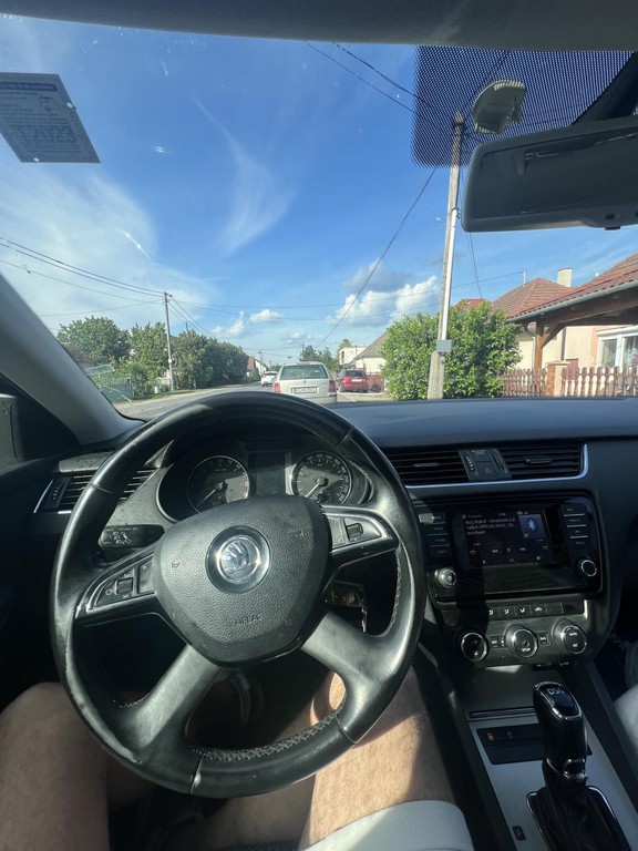 Škoda Octavia 1.6 TDI Active DSG