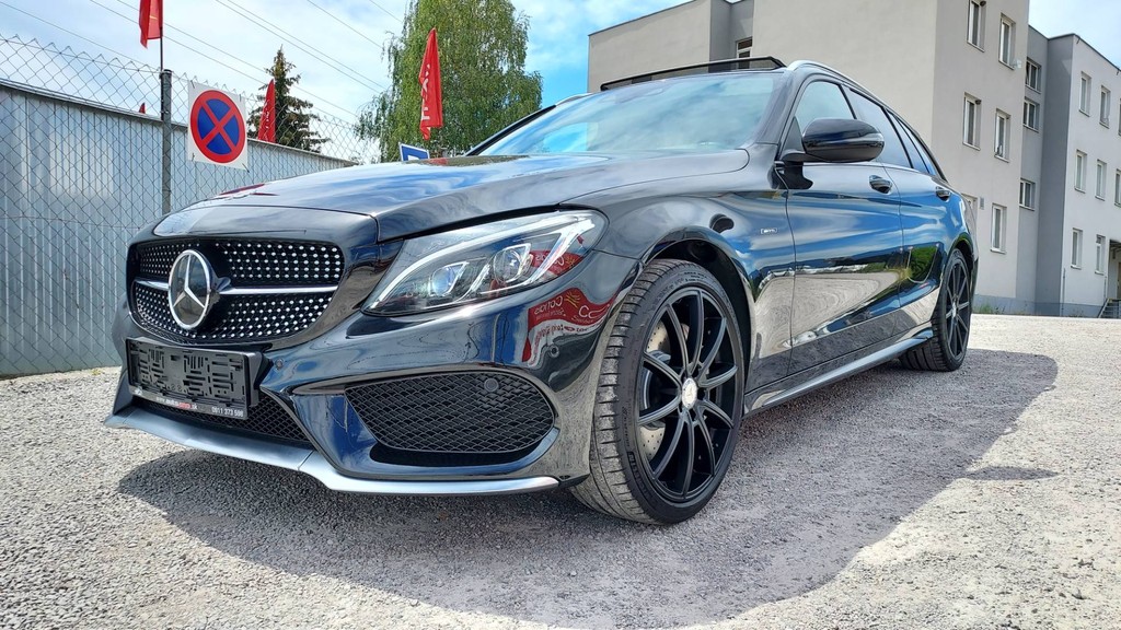 Mercedes-Benz C trieda Kombi 450 AMG 4matic A/T