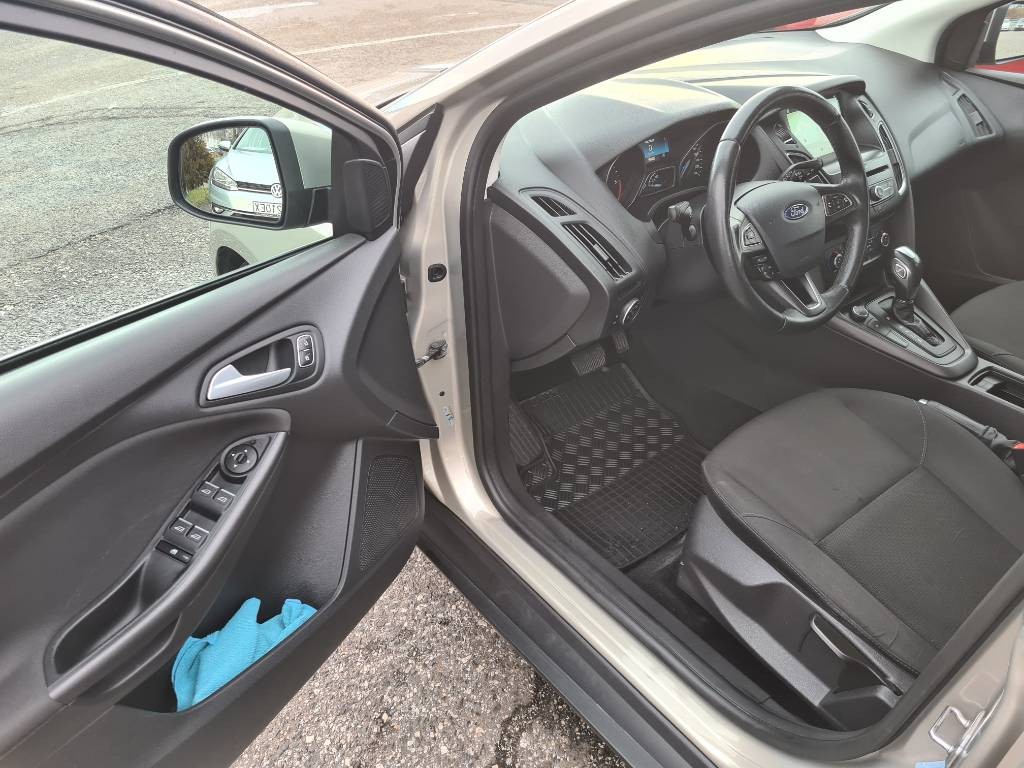 Ford Focus Kombi 1.5 TDCi Duratorq 120k Trend PowerShift