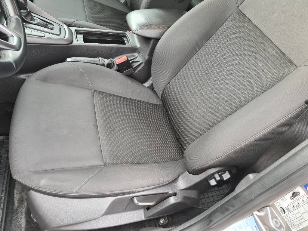 Ford Focus Kombi 1.5 TDCi Duratorq 120k Trend PowerShift