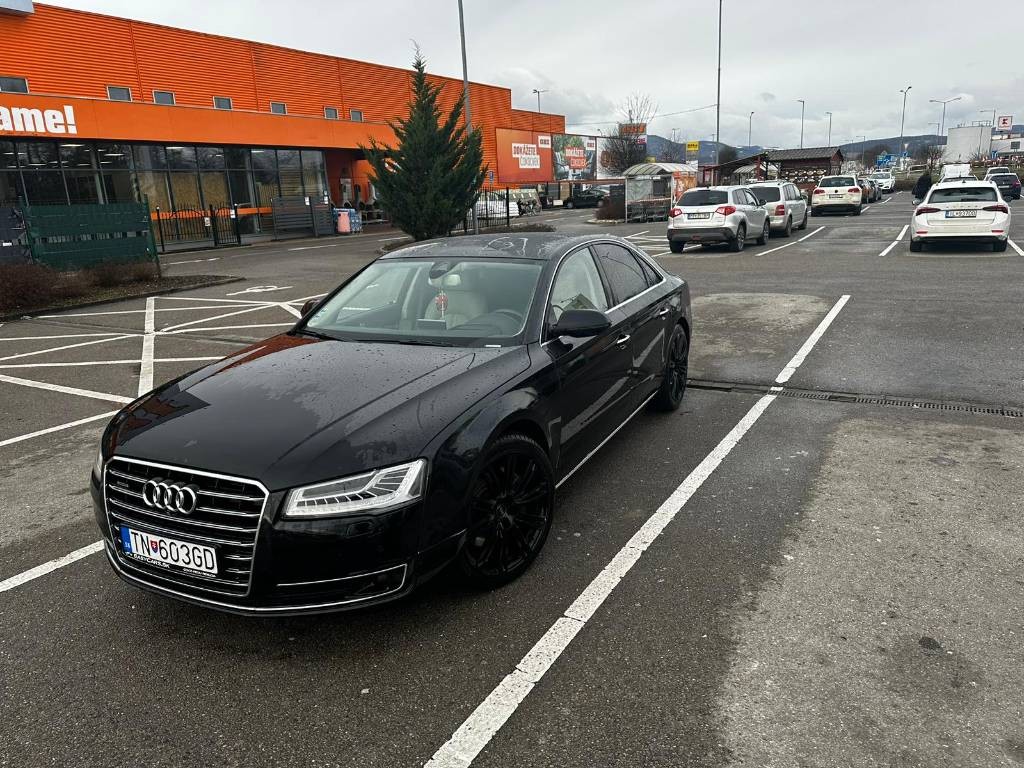Audi A8 3.0 TDI V6 DPF clean diesel quattro tiptronic