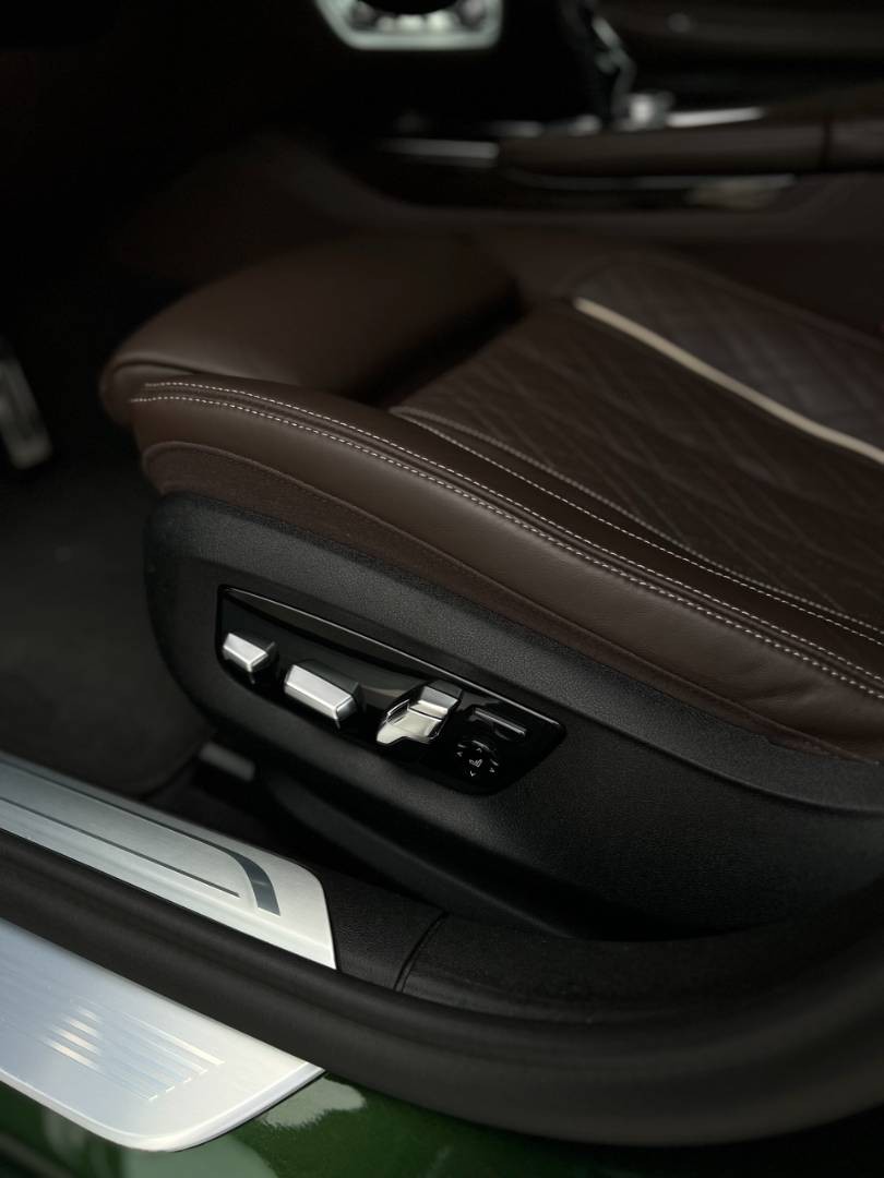 BMW Rad 7 740Li xDrive A/T