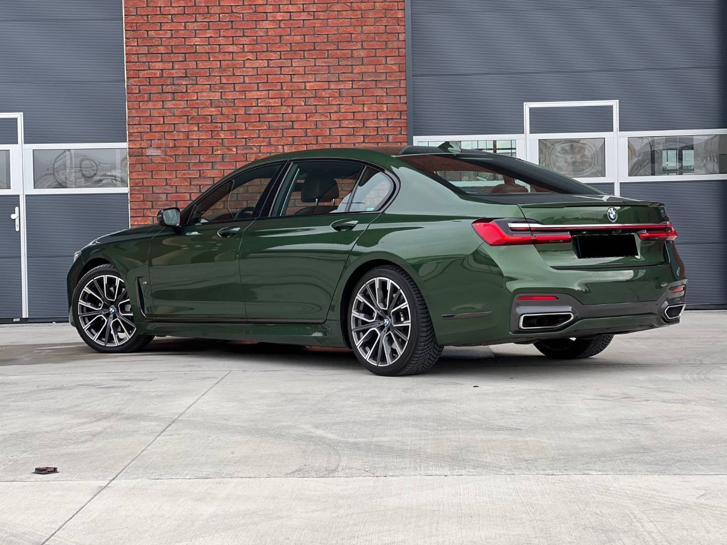 BMW Rad 7 740Li xDrive A/T