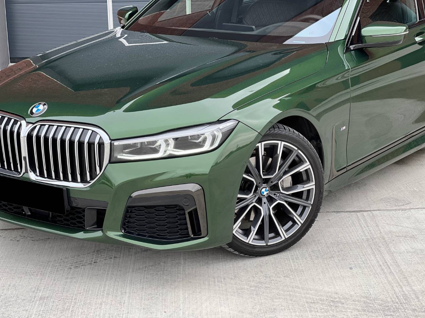 BMW Rad 7 740Li xDrive A/T