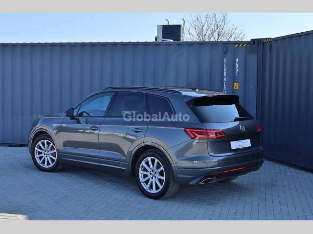 Volkswagen Touareg 210kW R-Line NEZ.TOP TAŽNÝ KŮŽ